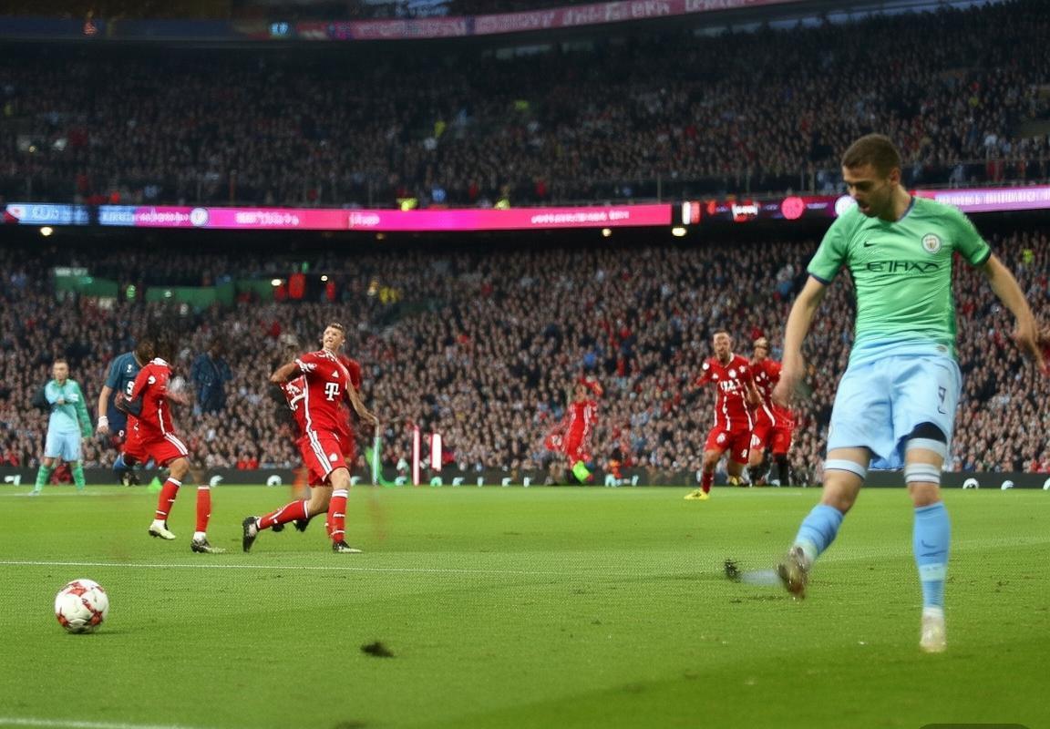 2018曼城拜仁巅峰对决：战术对决与激情瞬间回顾