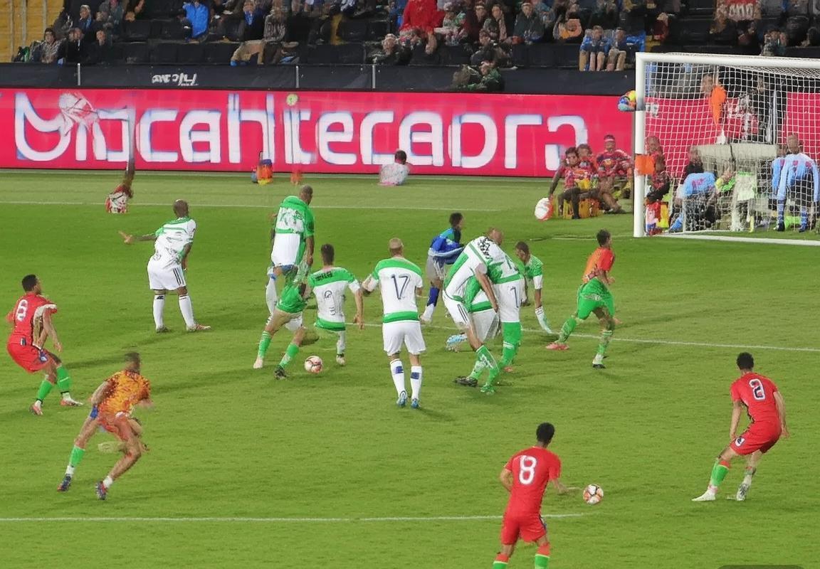 巴拿马VS北爱尔兰：足球对决前瞻与悬念解析(图3)